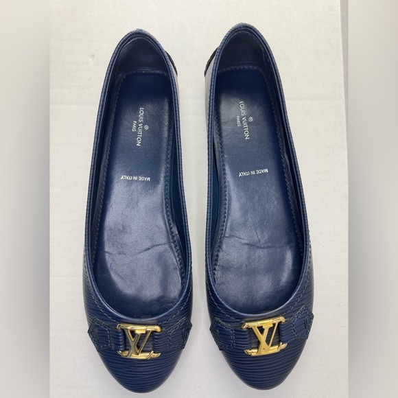 LOUIS VUITTON 
Epi Oxford Ballerina Flats Size 39 Indigo. - Picture 1 of 9
